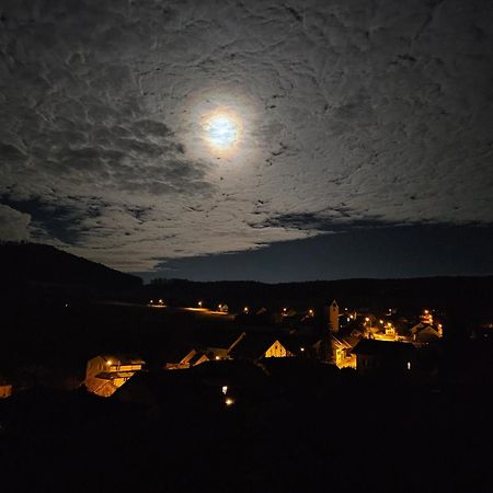 Bnb Moenthal Im Jurapark Esterno foto
